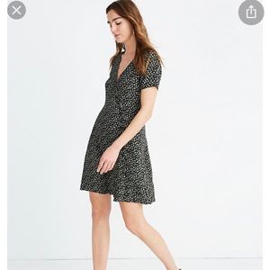 Madewell buttoned wrap floral dress 2